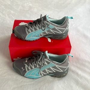 Like new Puma Voltaic Sneakers